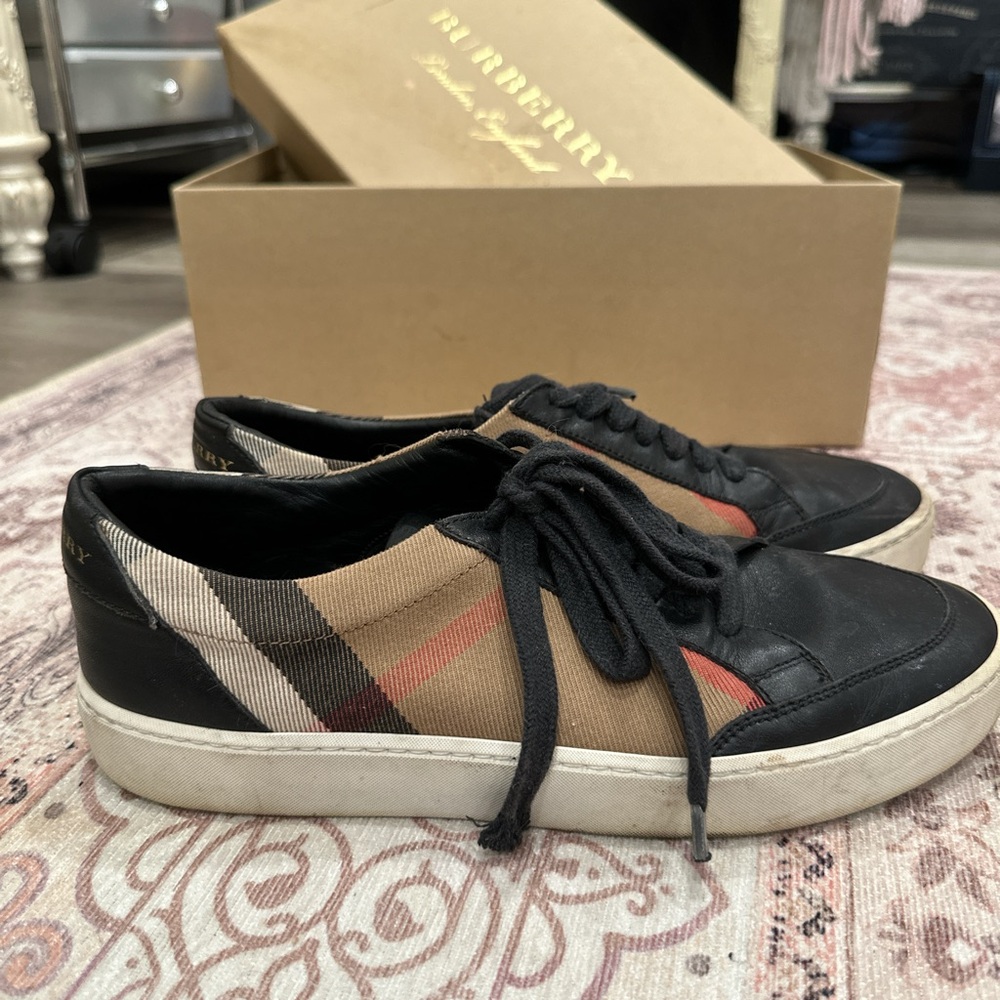 Burberry Sneakers